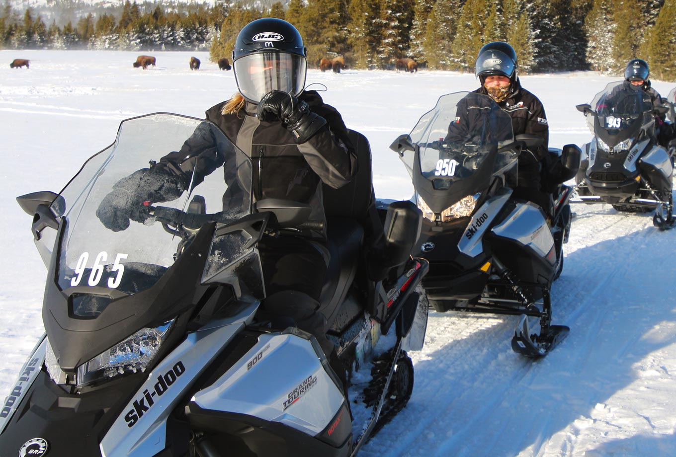 Yellowstone Snowmobile Rentals Yellowstone Vacation Tours